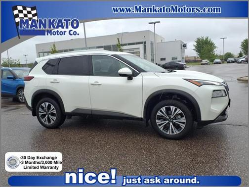 2022 Nissan Rogue SV