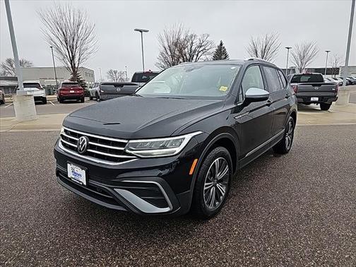 2024 Volkswagen Tiguan 2.0T Wolfsburg Edition