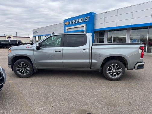 Sterling Gray Metallic 2023 Chevrolet Silverado 1500 LT