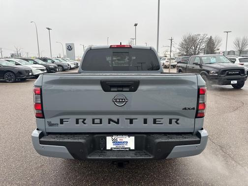 2026 Nissan Frontier SV