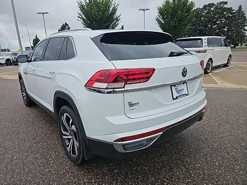 2021 Volkswagen Atlas Cross Sport 2.0T SEL Premium