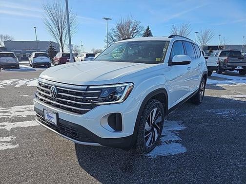 2025 Volkswagen Atlas 2.0T SE w/Technology 4MOTION