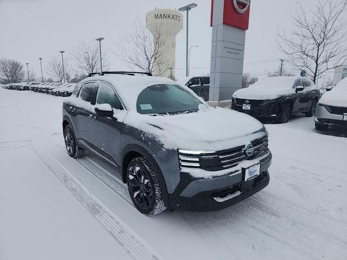 Gun Metallic 2026 Nissan Kicks SR