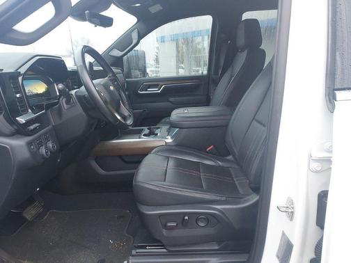 2024 Chevrolet Silverado 3500 High Country