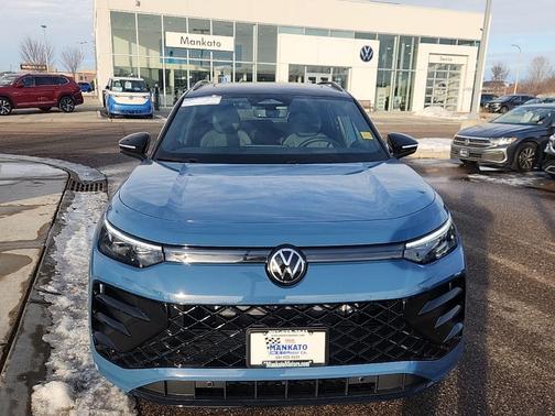 2026 Volkswagen Tiguan 2.0T SE R-Line Black 4MOTION