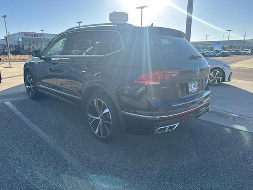 2022 Volkswagen Tiguan 2.0T SEL R-Line 4MOTION