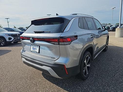 2025 Volkswagen Tiguan 2.0T SE 4MOTION