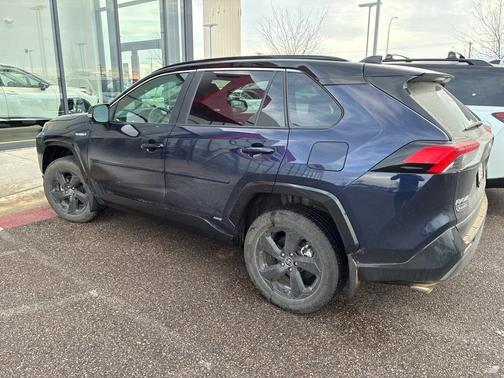 2021 Toyota RAV4 Hybrid SE