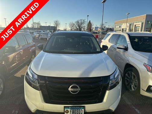 2024 Nissan Pathfinder Platinum 4WD