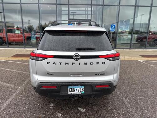 2023 Nissan Pathfinder SV 4WD