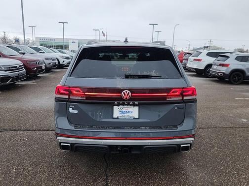 2026 Volkswagen Atlas Peak Edition