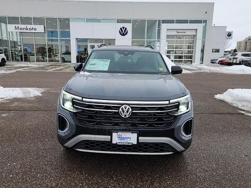 2026 Volkswagen Atlas Peak Edition