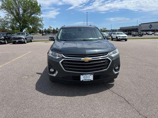 Graphite Metallic 2018 Chevrolet Traverse LT Leather