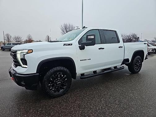 2026 Chevrolet Silverado 3500 LT