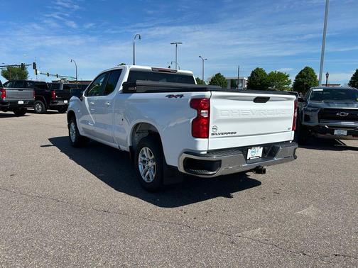 Summit White 2019 Chevrolet Silverado 1500 LT