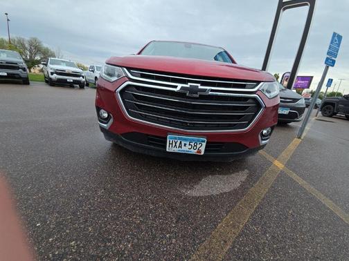 Cajun Red Tintcoat 2019 Chevrolet Traverse LT