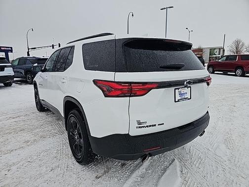 2022 Chevrolet Traverse LT Leather