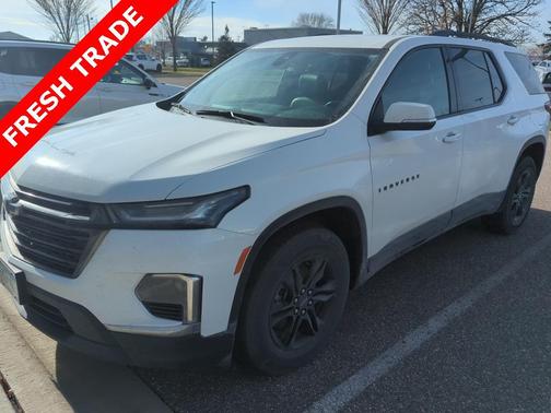 2022 Chevrolet Traverse LT Leather