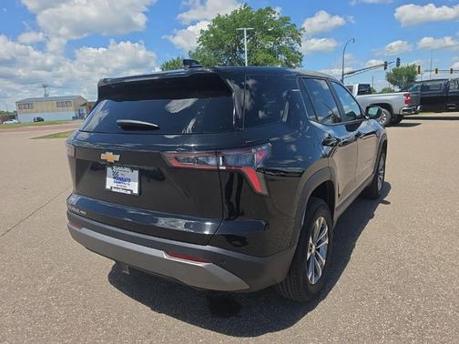 Mosaic Black Metallic 2026 Chevrolet Equinox 1LT