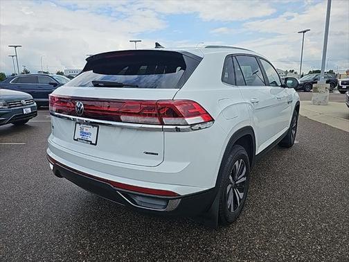 2024 Volkswagen Atlas Cross Sport 2.0T SE