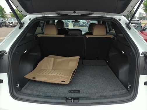 2024 Volkswagen Atlas Cross Sport 2.0T SE