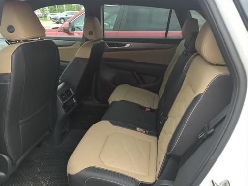 2024 Volkswagen Atlas Cross Sport 2.0T SE