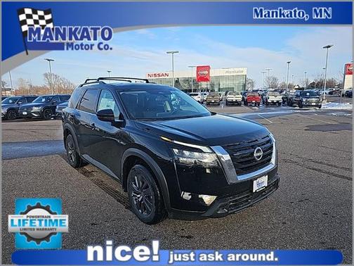 2025 Nissan Pathfinder SV 4WD