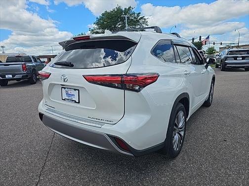 2021 Toyota Highlander Platinum