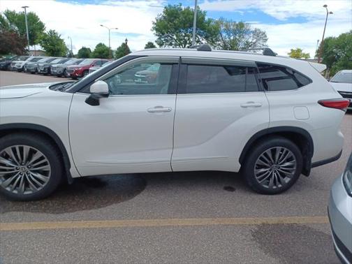 2021 Toyota Highlander Platinum