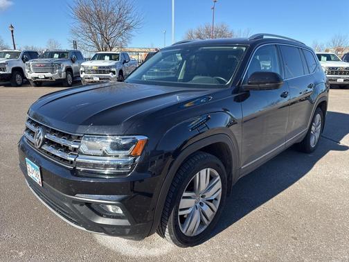 2018 Volkswagen Atlas 3.6L SEL Premium