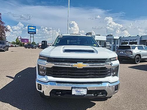 2026 Chevrolet Silverado 3500 LT