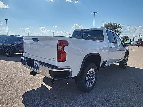 2026 Chevrolet Silverado 3500 LT