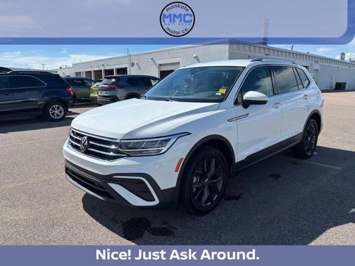 Pure White 2024 Volkswagen Tiguan 2.0T SE