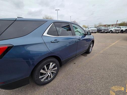 Lakeshore Blue 2024 Chevrolet Equinox 1LT