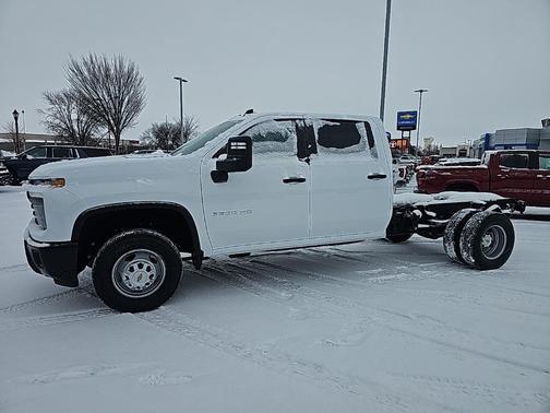 2026 Chevrolet Silverado 3500 WT