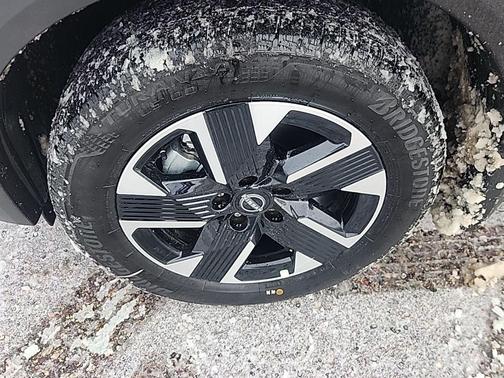 Deep Blue Pearl 2026 Nissan Kicks SV