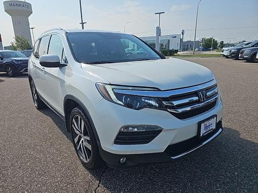 2017 Honda Pilot Elite