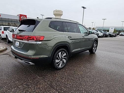 2026 Volkswagen Atlas 2.0T SE w/Technology 4MOTION