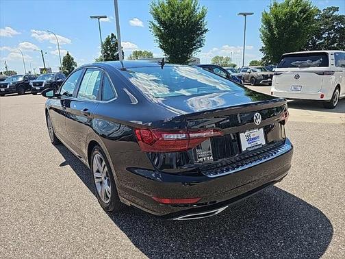 2021 Volkswagen Jetta 1.4T R-Line