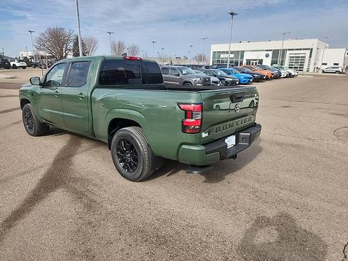 2026 Nissan Frontier SV