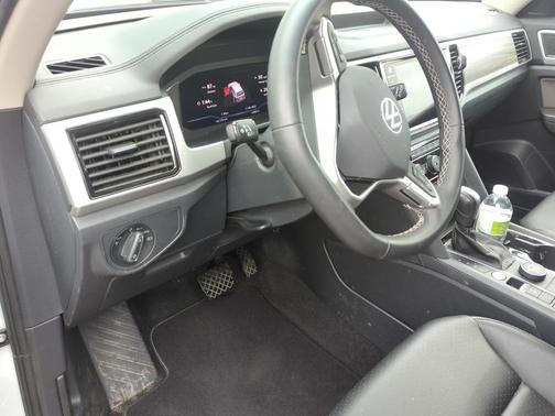 2023 Volkswagen Atlas 2.0T SEL