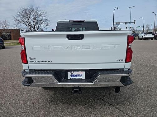 Summit White 2022 Chevrolet Silverado 2500 LTZ