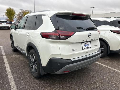 2021 Nissan Rogue SL