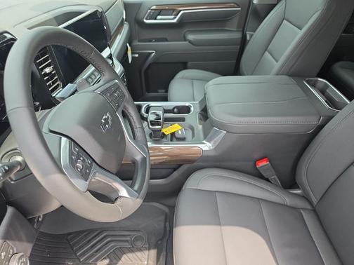 Sterling Gray Metallic 2026 Chevrolet Silverado 1500 RST