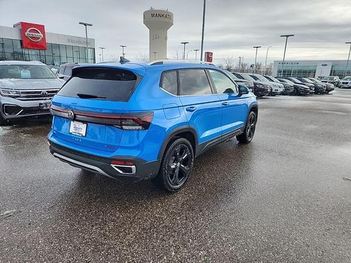 2026 Volkswagen Taos SEL