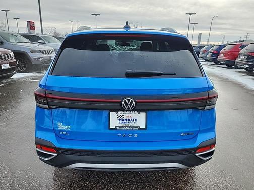 2026 Volkswagen Taos SEL