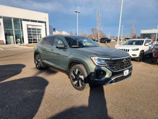 2026 Volkswagen Atlas Cross Sport 2.0T SEL