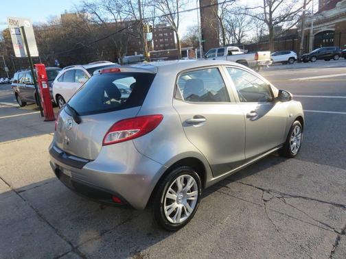 2014 Mazda Mazda2 Sport