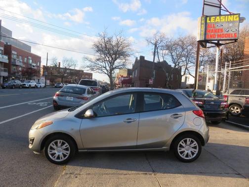 2014 Mazda Mazda2 Sport