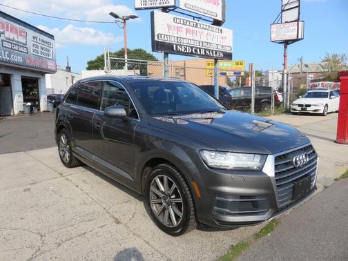 2019 Audi Q7 45 Premium Plus
